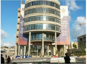 Signs and walls  035